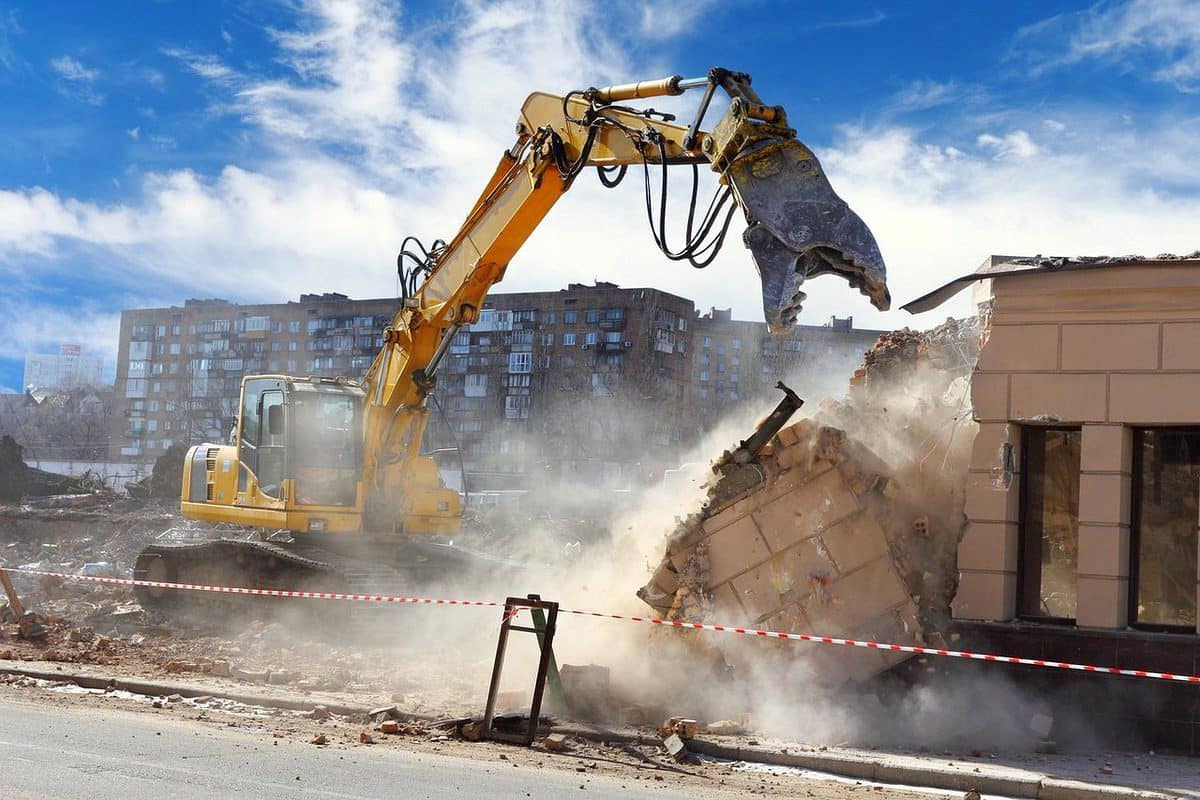 Demolari