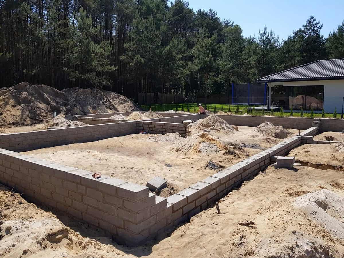 Sapaturi fundatii in Sovata