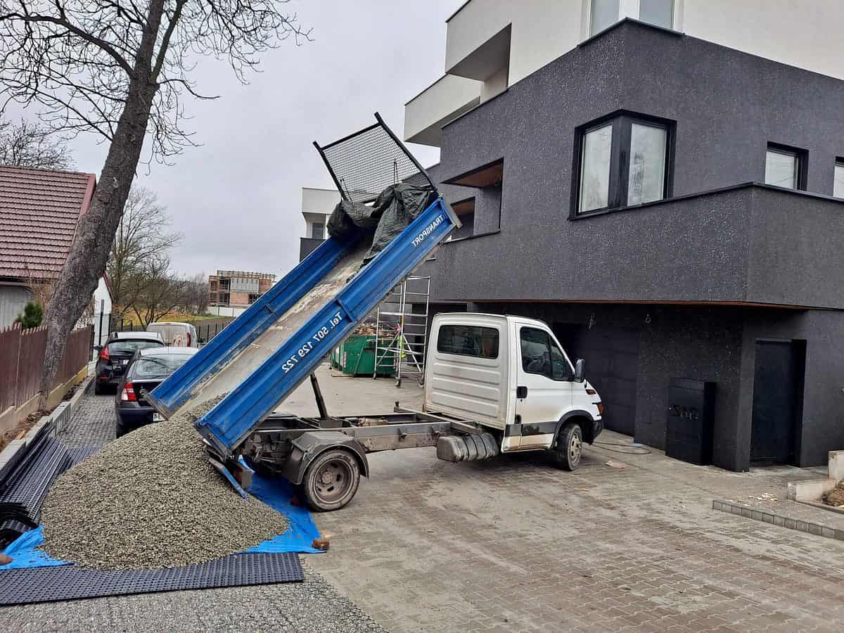 Transport nisip Mures pentru constructii, pavaj, sape si amenajari - imagine lucrare 7